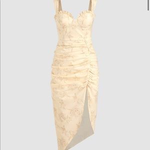 🌟 NEW RUCHED YELLOW FLORAL MIDI DRESS